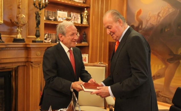 Don Juan Carlos recibió, de manos del presidente del Tribunal Constitucional, la Memoria Anual de ésta alta institución
